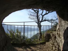Photo de la vue durant la randonnée de la Grotte aux fées à Aix les Bains.
